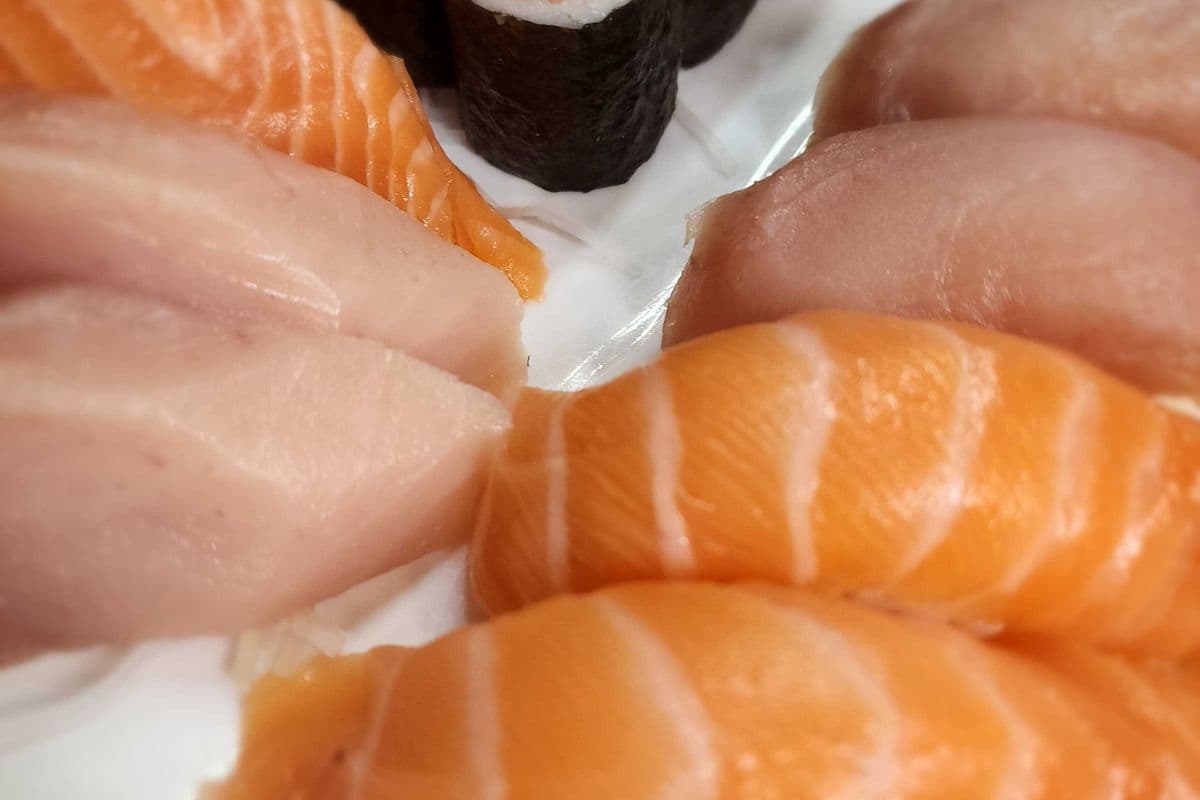 Tuna and Salmon Combo