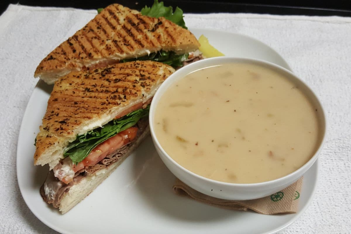 Swiss Roast Beef on Country Multigrain