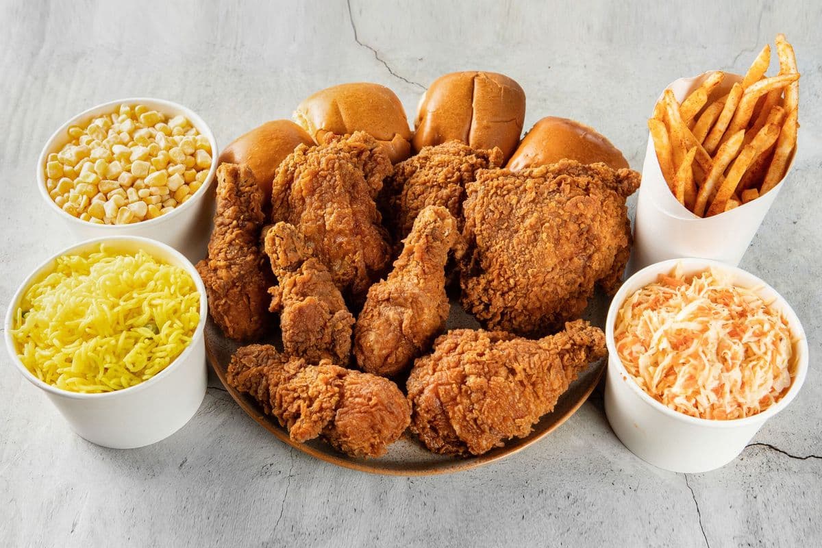Original Chicken Family Meal (24 pcs)