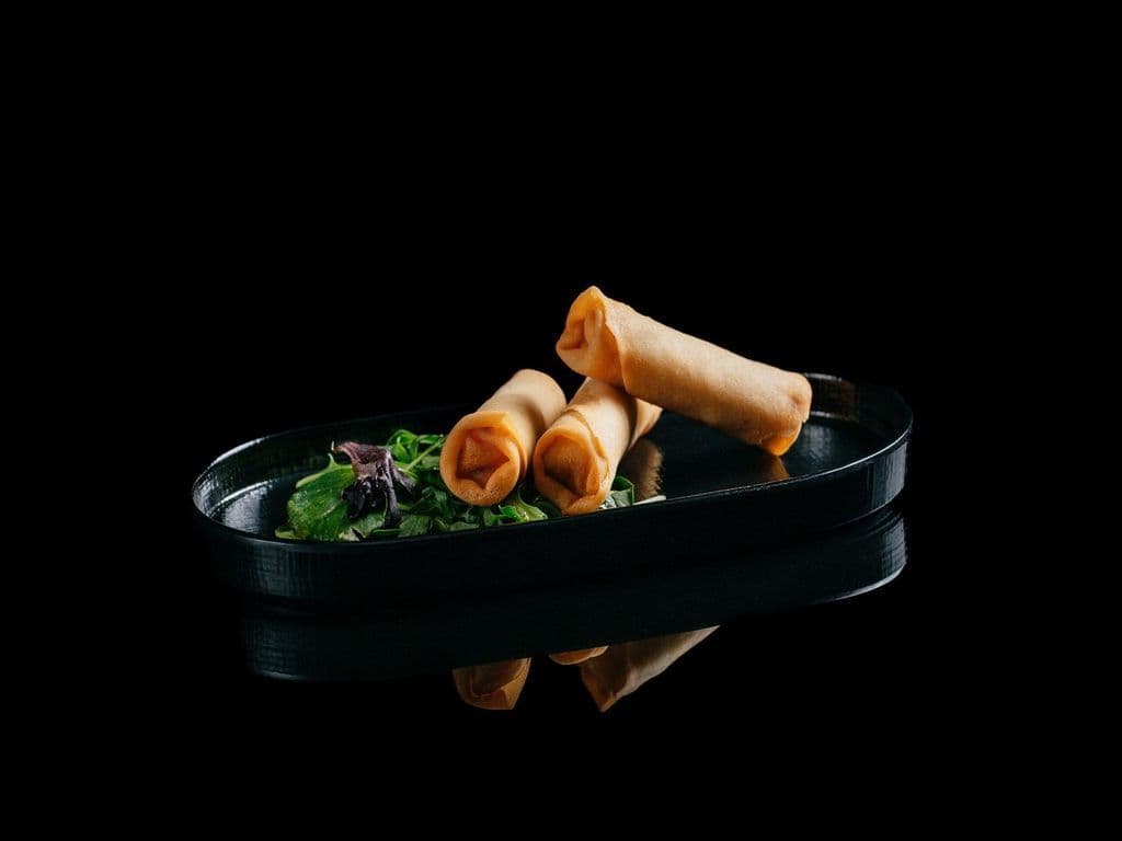 D11. Deep-Fried Vegetable Spring Roll (4 Pcs)