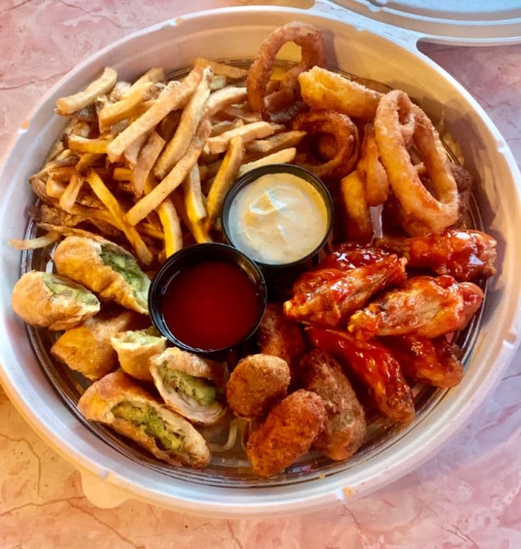 Dee's Appetizer Platter