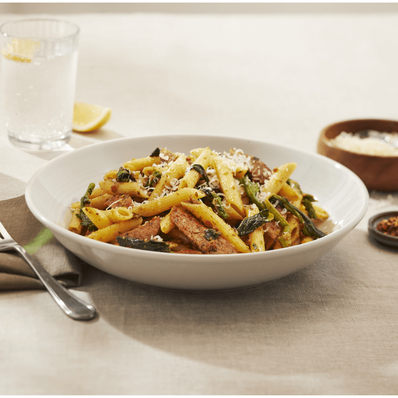 PENNE AU PESTO DE TOMATES SÉCHÉES ET SAUCISSE ITALIENNE / SUN-DRIED TOMATO PESTO PENNE WITH ITALIAN SAUSAGE