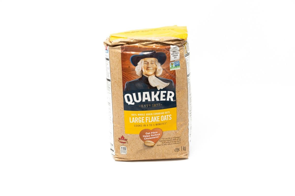 Quaker Large Flake Oats (1 kg)
