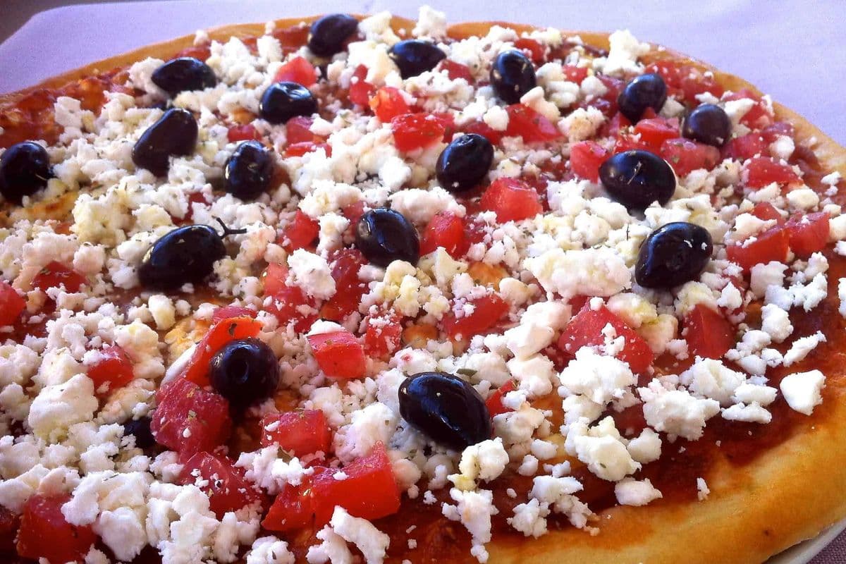 12" Greek Pizza