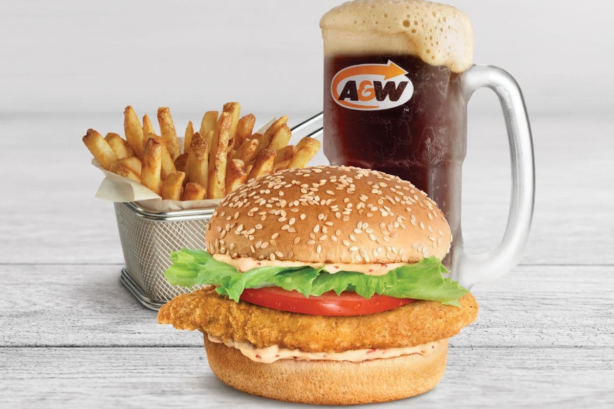 Combo burger au poulet Habanero piquant / Spicy Habanero Chicken Burger Combo