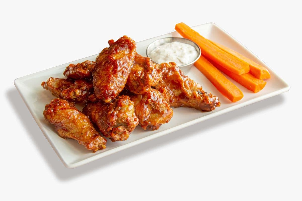 Famous WINGS