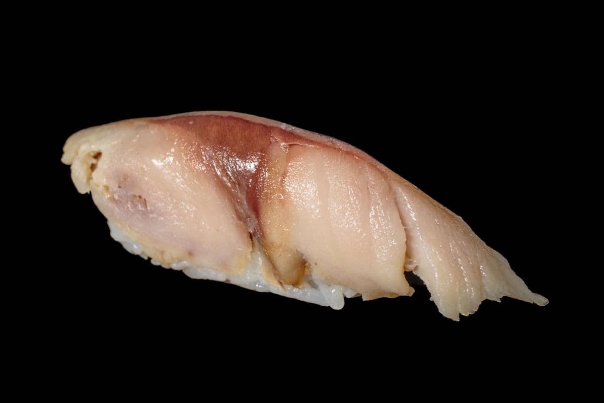 Suzuki Sushi (Seabass) 2pcs