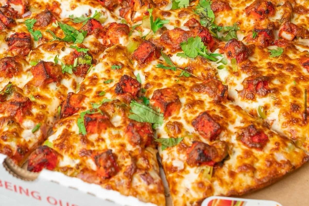Small Tandoori Chicken Pizza