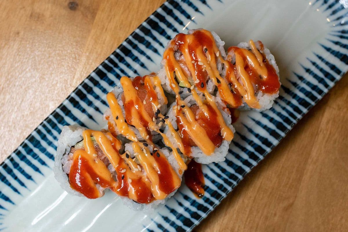 Spicy Salmon Roll