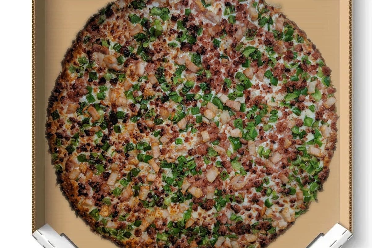 Large BBQ Chicken Pizza
