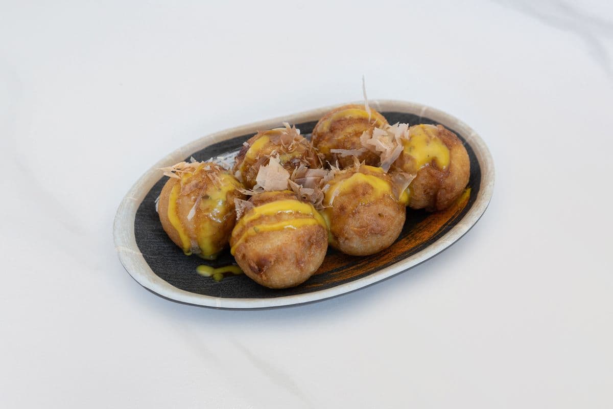 B5. Karaage 唐阳炸鸡块