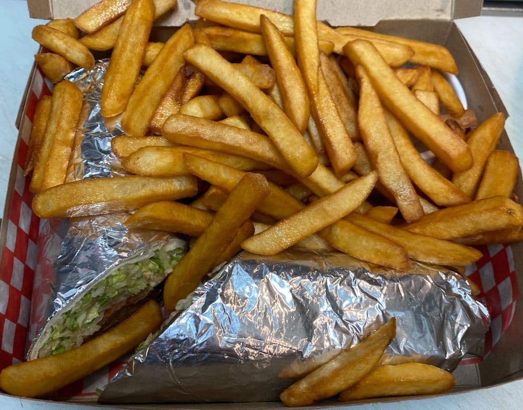 Donair Platter with Fries and Gravy