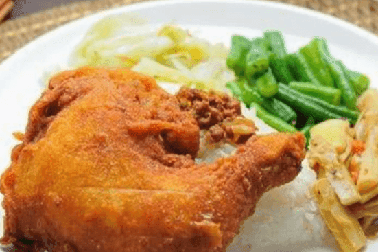 Fry Chicken Leg with Rice 香脆大鸡腿饭