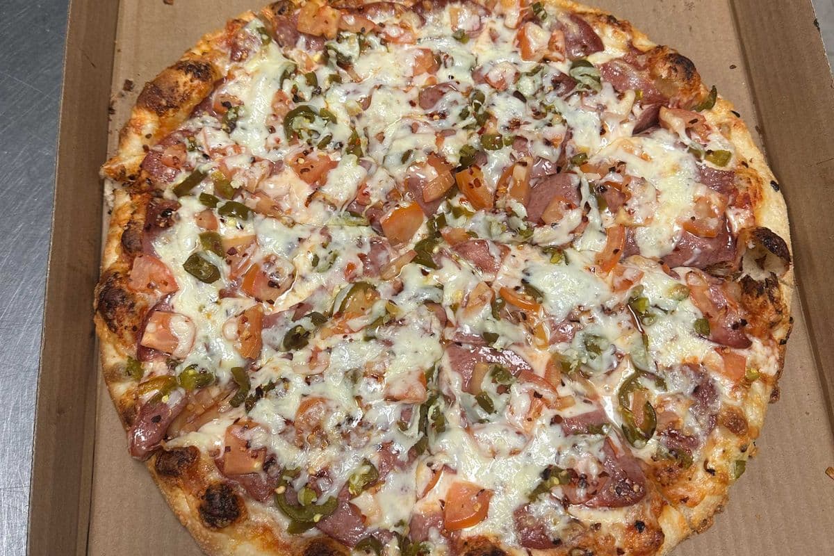 Ultimate Spicy Pizza