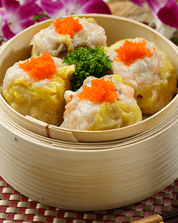 3. Steamed Shiu-Mai Dumplings 3. 魚子北菇燒賣