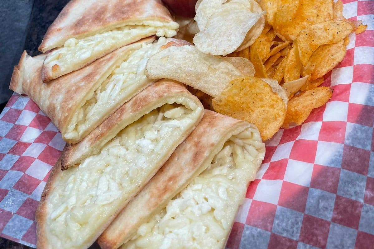 Noshing's Cheese Combo