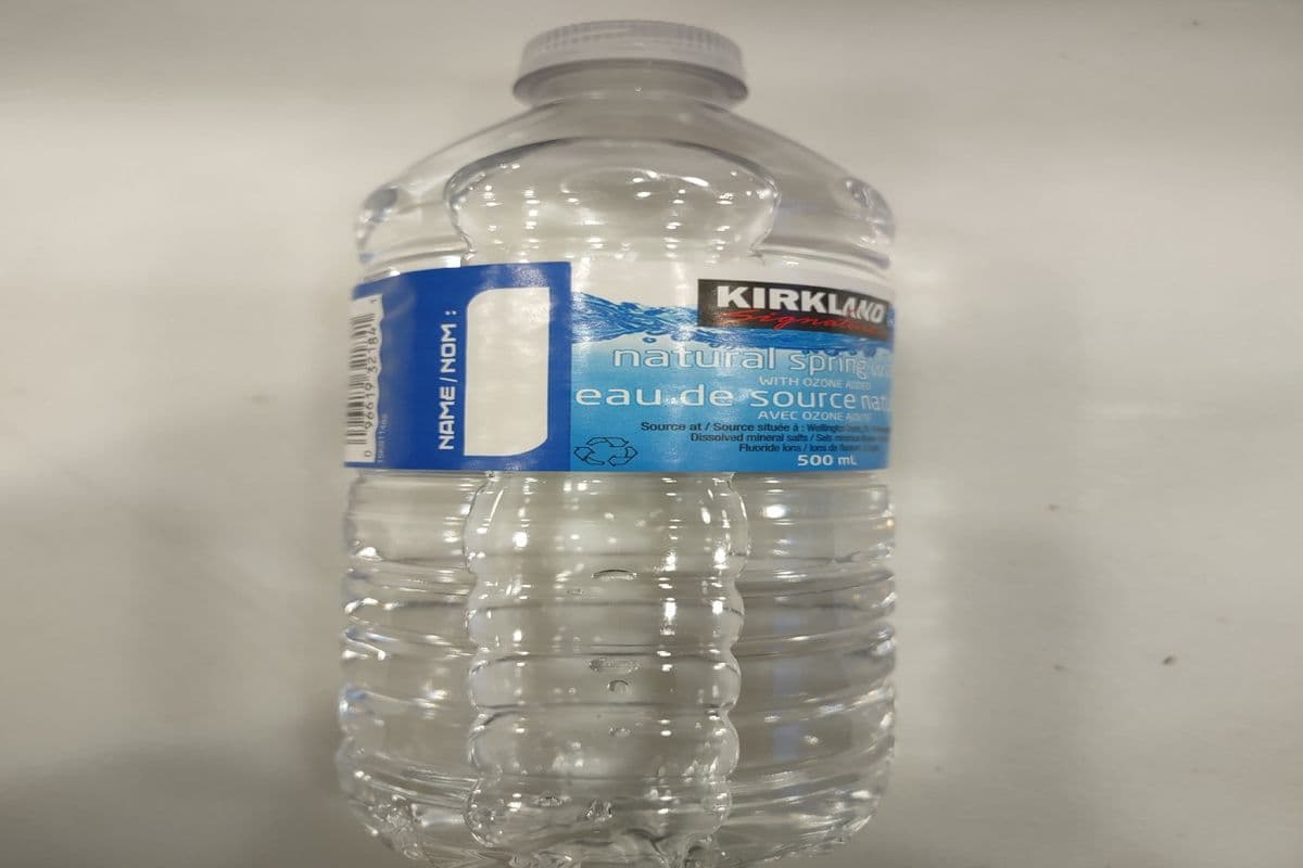 Bouteille d'Eau / Bottle of Water