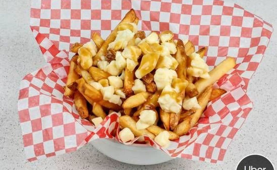 Classic Poutine (Large)