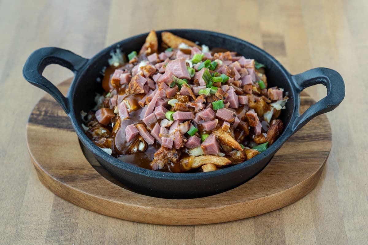 Poutine viande fumé / Smoke Meat Poutine (Petit / Small)