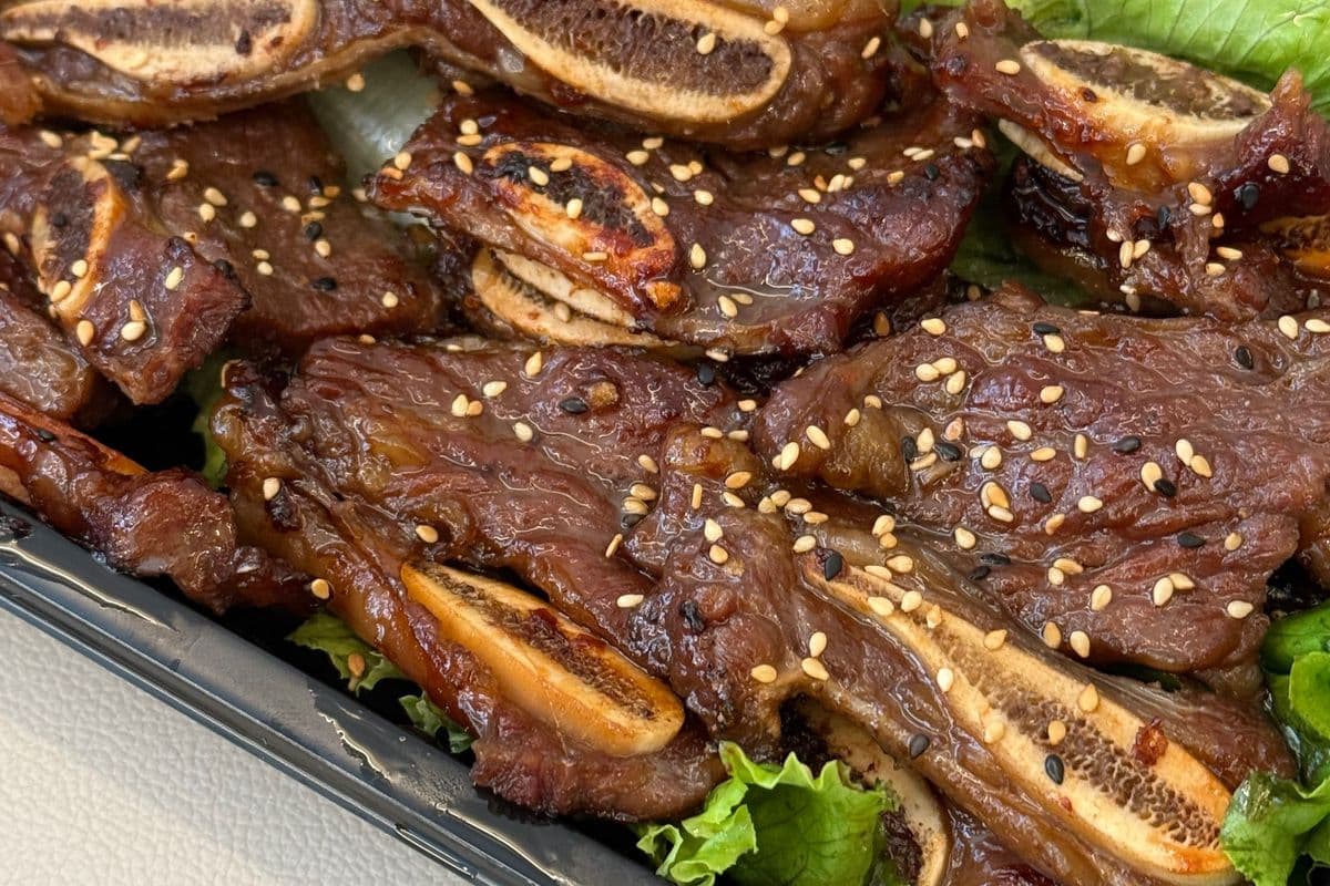 JapaneseB.B.Q beef short ribs (日式煎牛仔骨))
