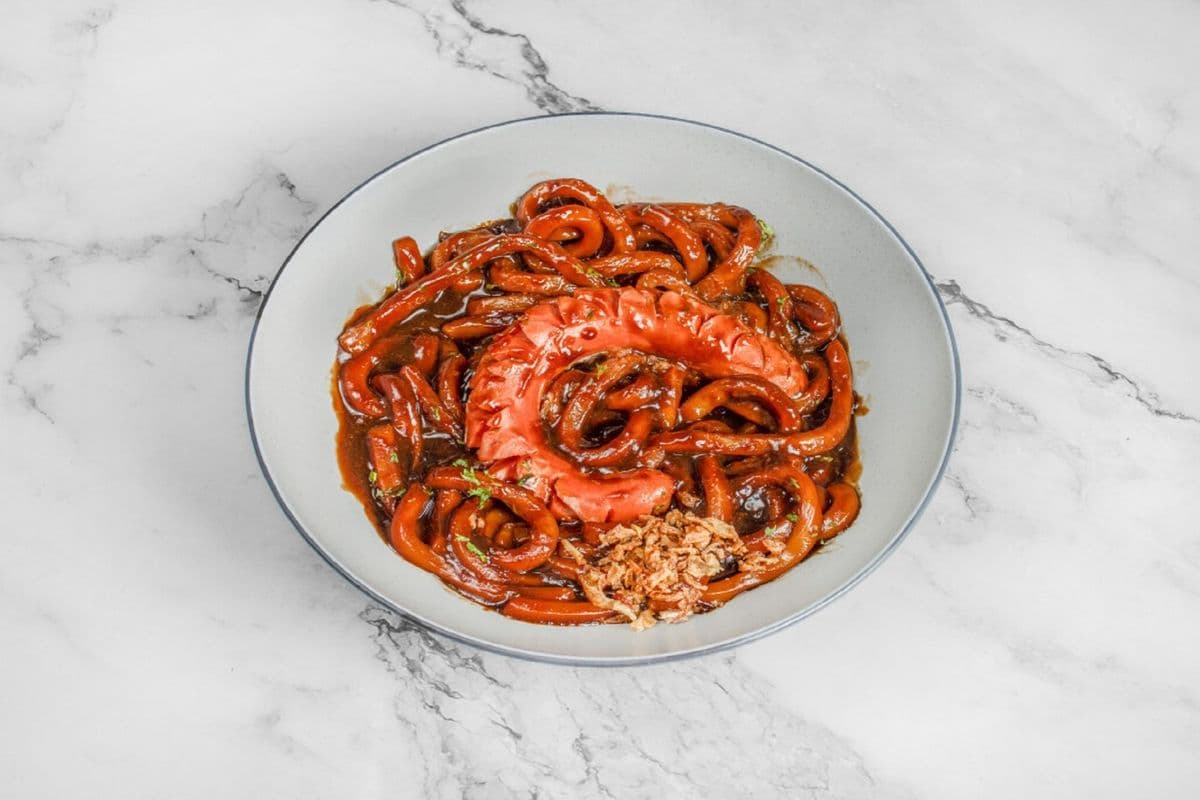 Jjajang Sausage Udon(짜장 쏘세지 우동)