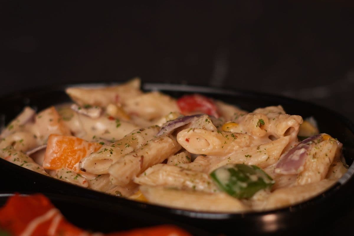 White Sauce pasta