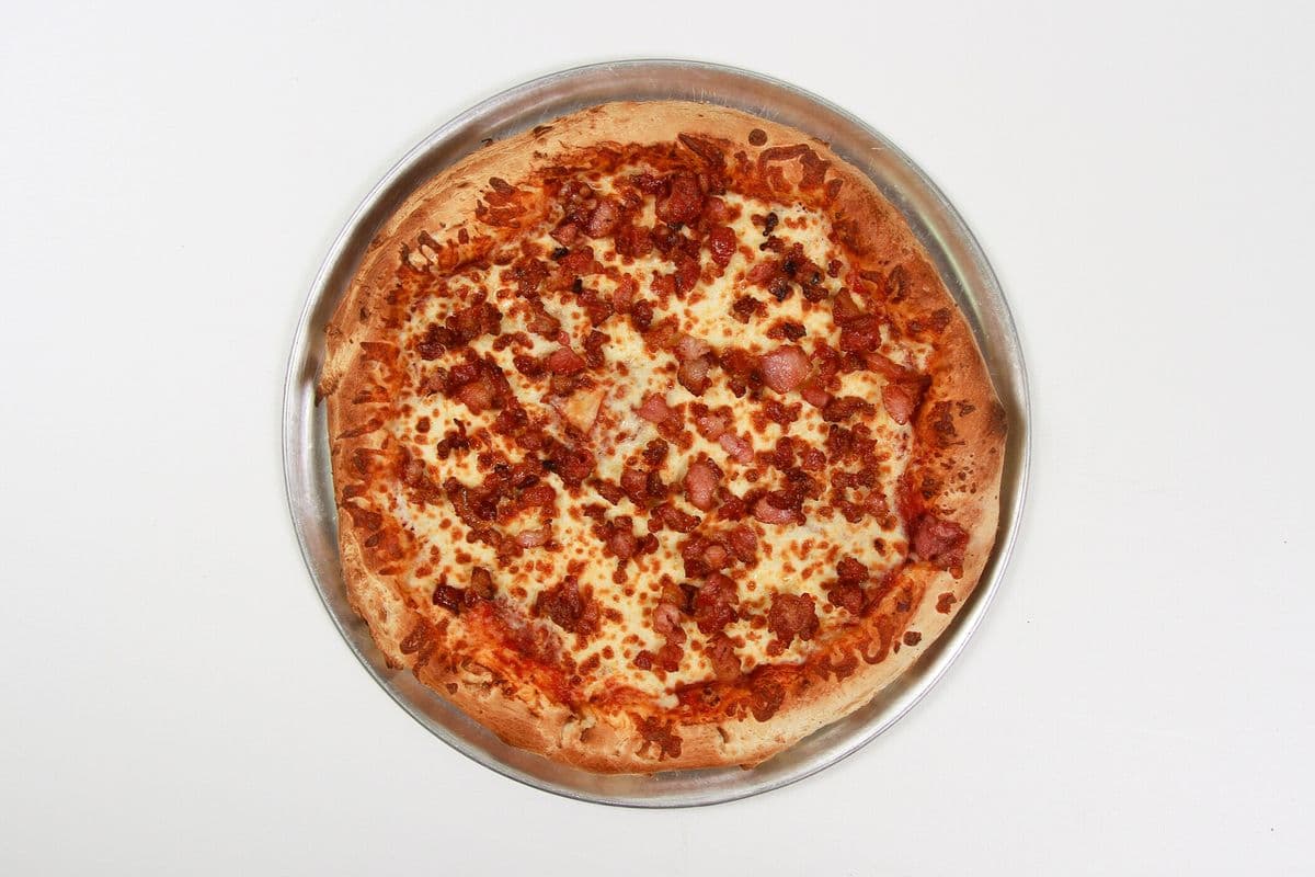 2 Pizzas 14" - Quebecoise
