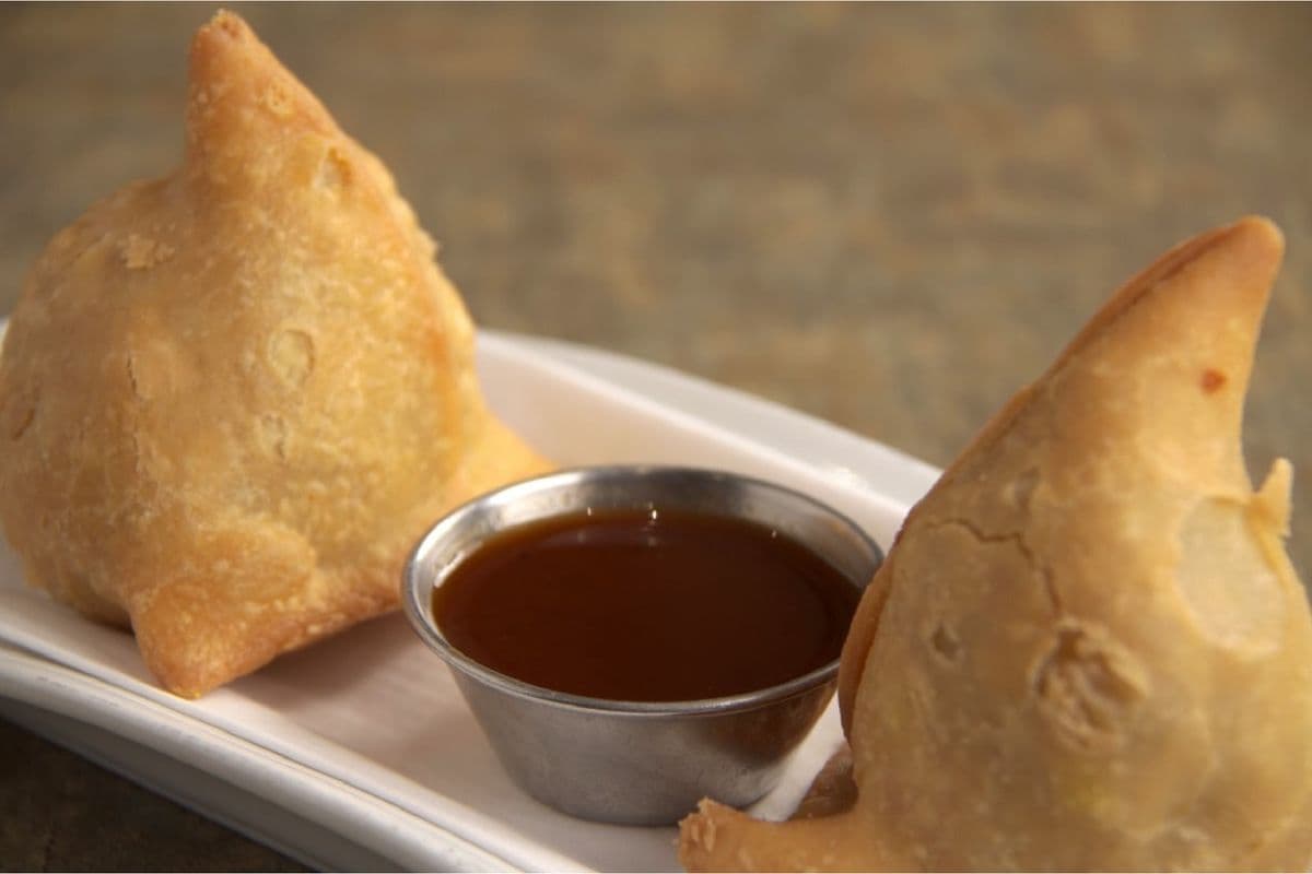 Vegetable Samosa (2 pcs)