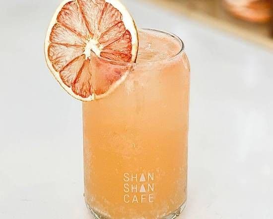 Iced Honey Grapefruit Soda