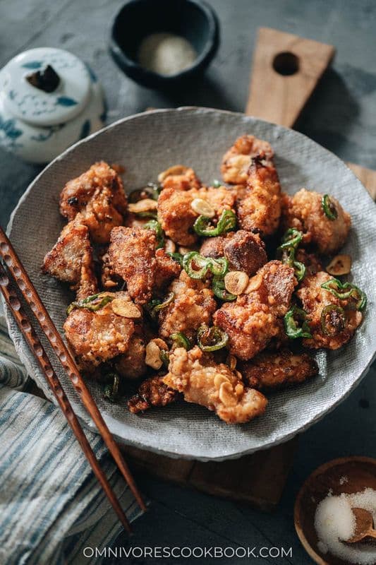 Deep Fried Spareribs with Peppery Salt / 椒鹽骨