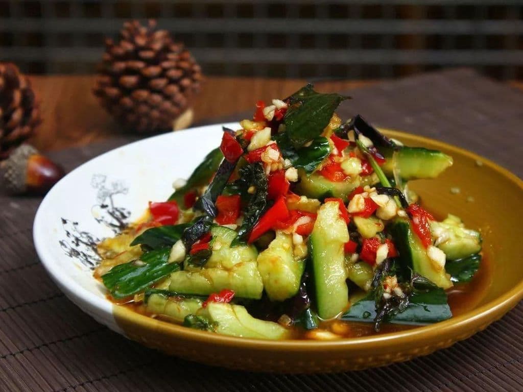 24.Cucumber w/Garlic&Chili涼拌青瓜