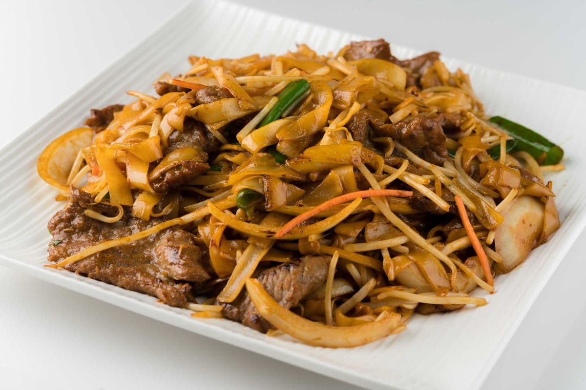 132. Dry Stir Fried Soya Hofun Rice Noodles