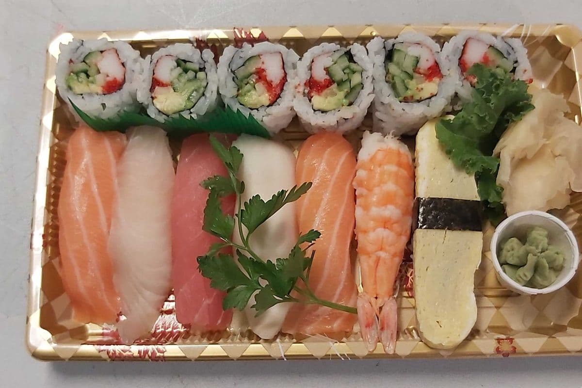 65.Sushi Combination A