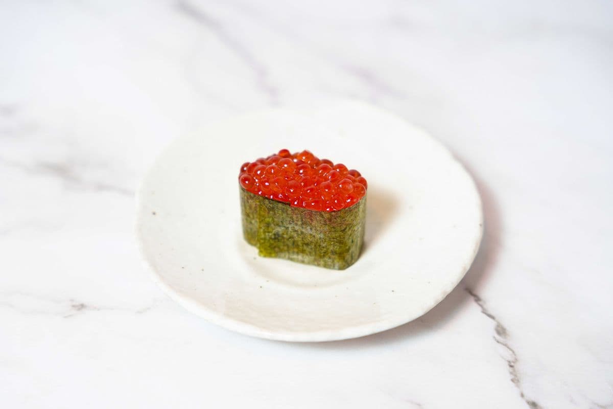 Ikura Nigiri (1 pc)