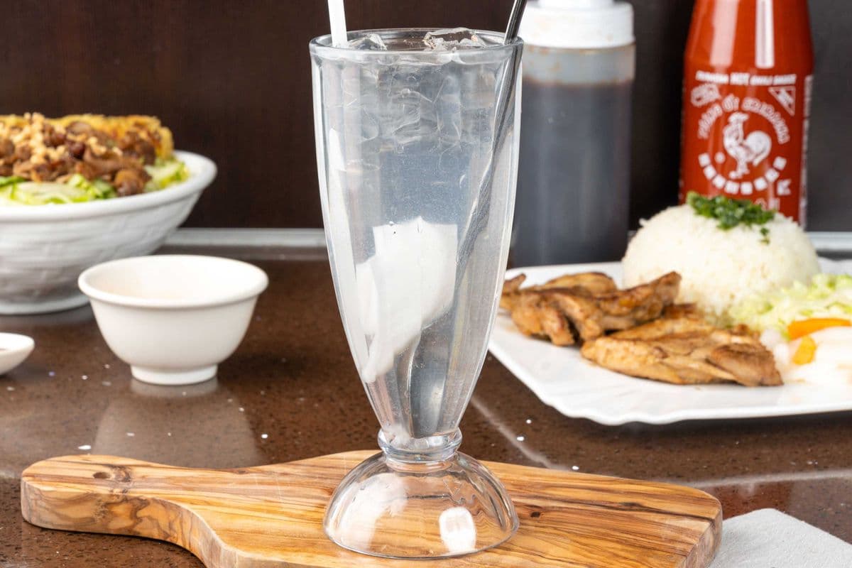 025. Young Coconut Juice - Dua Xiem