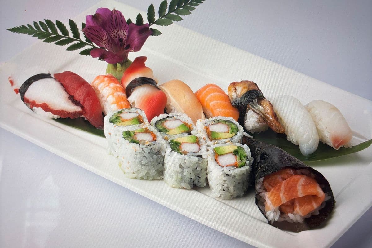 Diamond Sushi (16 pcs)