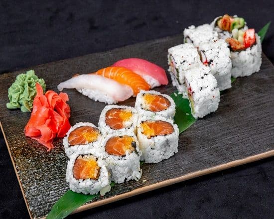 Popular Sushi Combo D (15 pcs)
