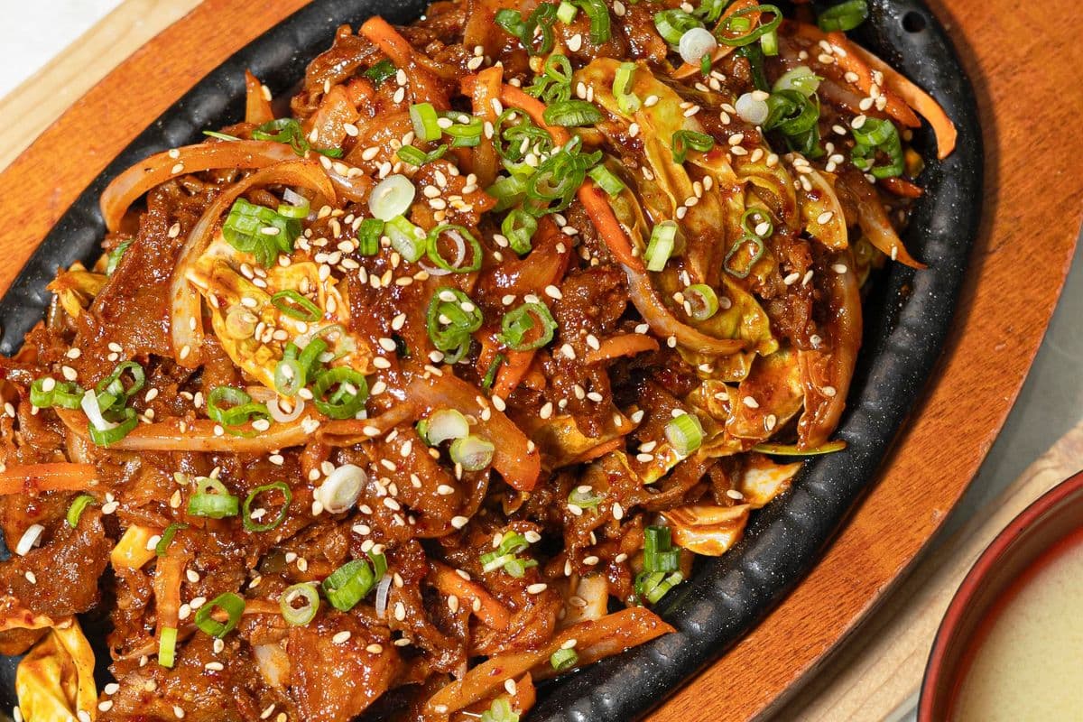 B3. Je Yuk Bokkeum (제육볶음)