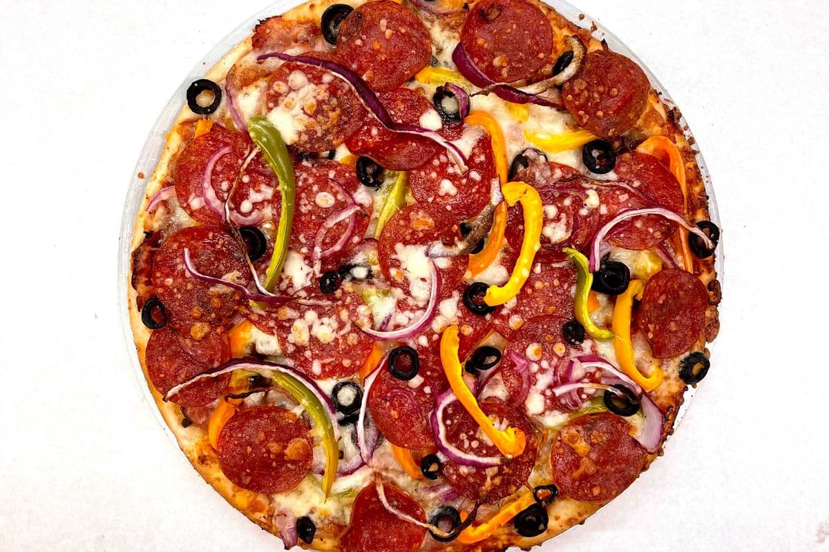 20" Terminator Dijo's Deluxe Pizza