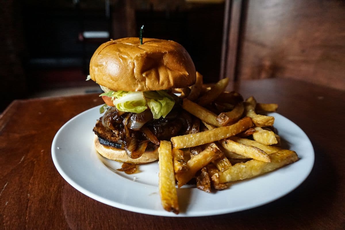 The Yellowbelly Burger