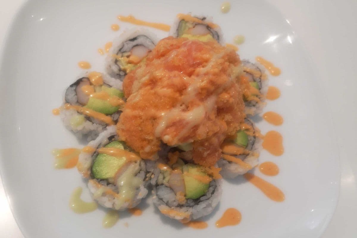 SR6 Volcano Spicy Roll