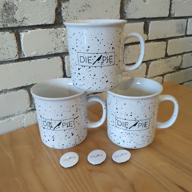 Collector's Die Pie Mug 700ml