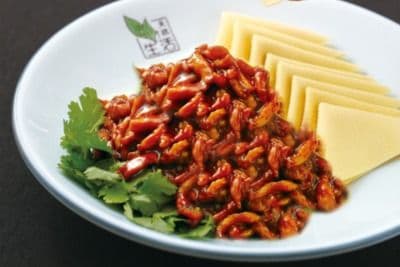 Sautéed Shredded Pork with Soybean Paste 京酱肉丝