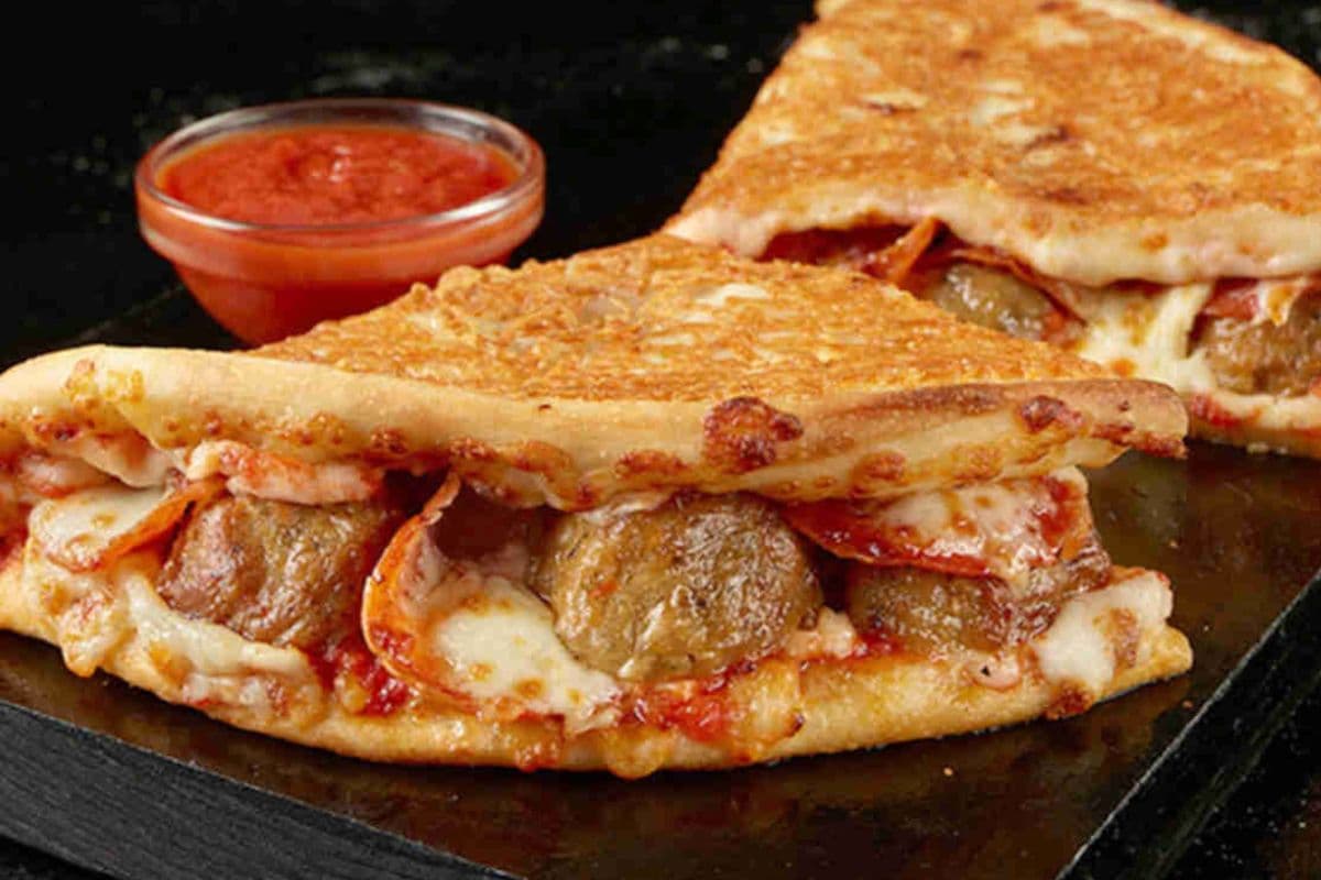 Parmesan Crusted Meatball Pepperoni Papadia