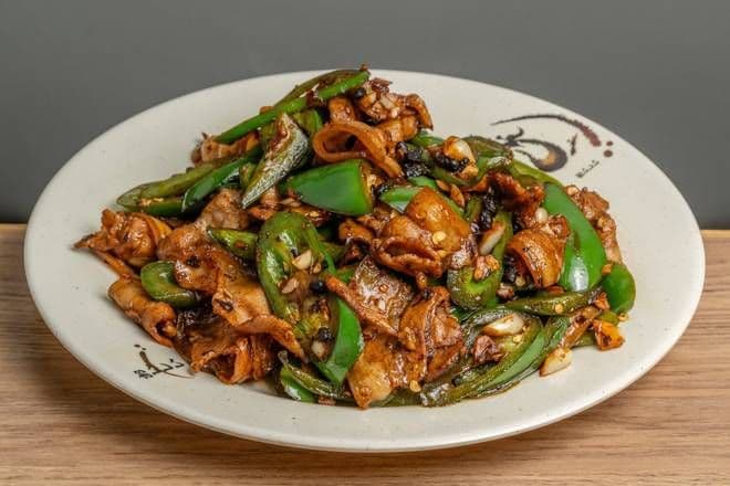 Village Fried Pork (Spicy) (菜)小炒肉