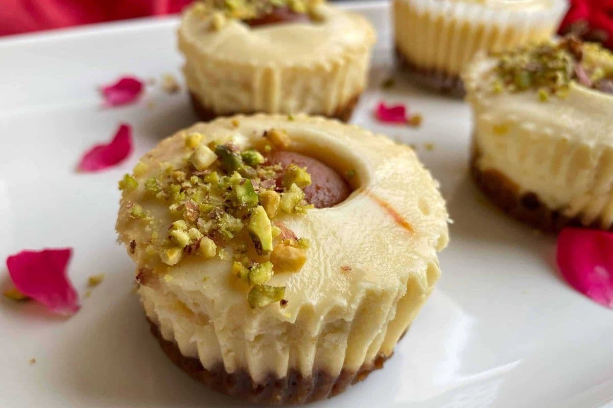 Gulabjamun Cheese Cake