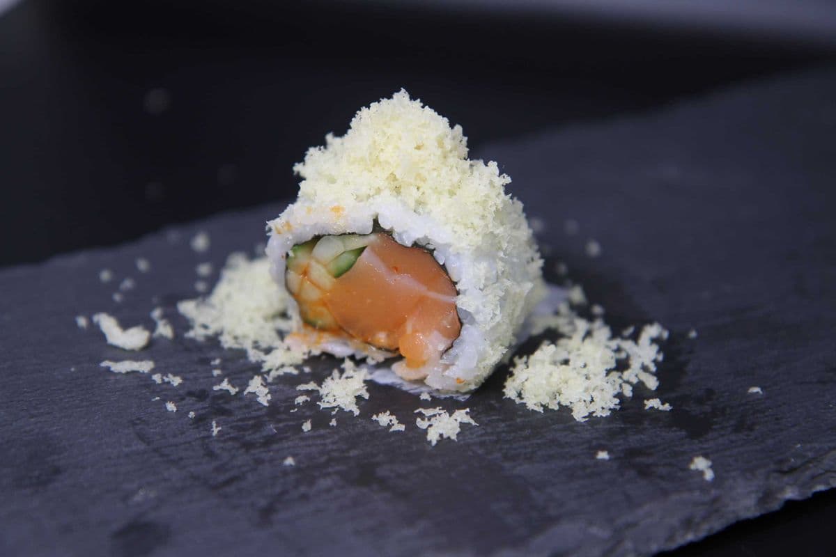 Crunch Spicy Salmon Roll