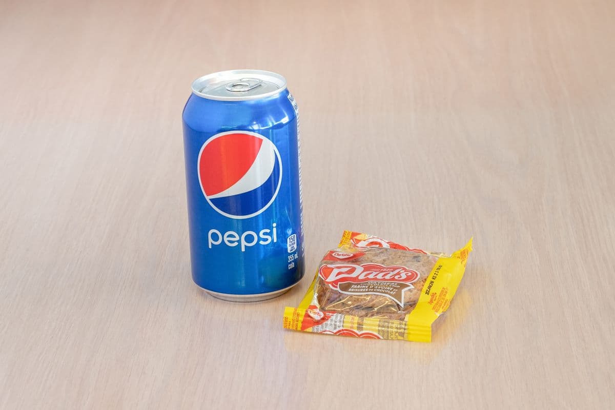 Canned Drink and Cookies