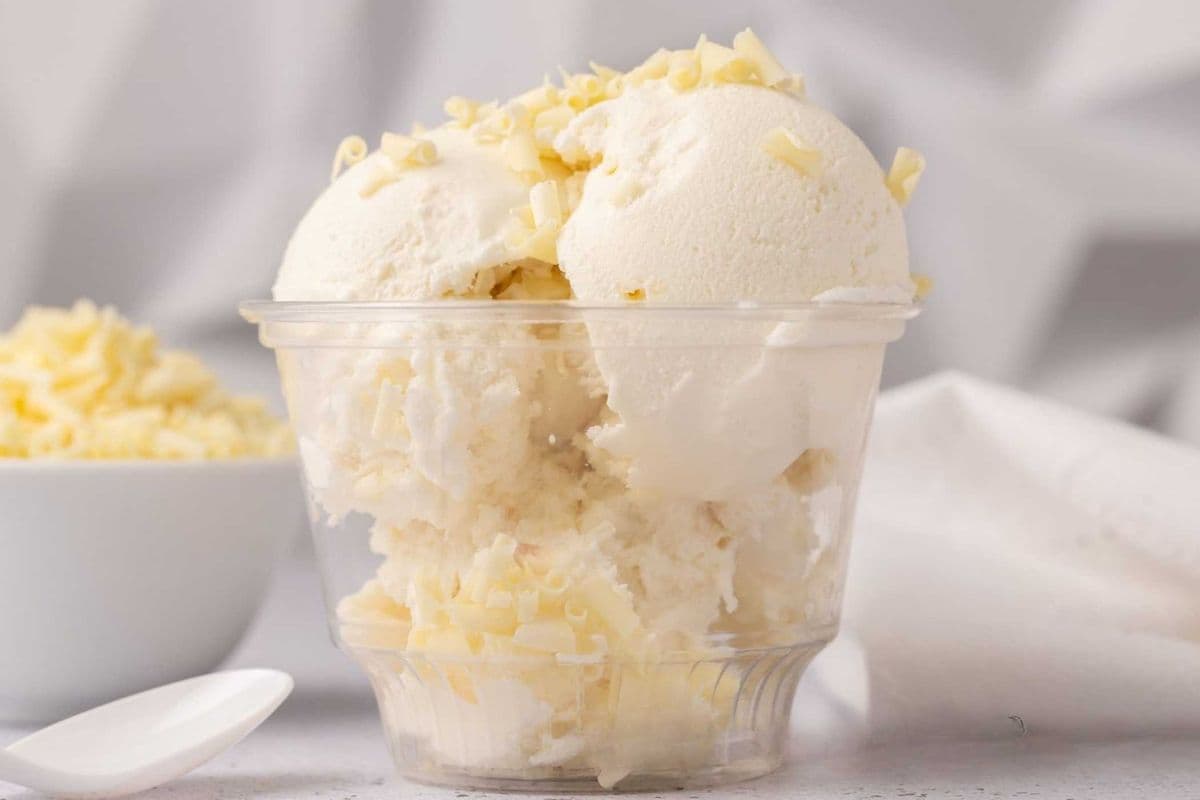 White chocolate ice cream