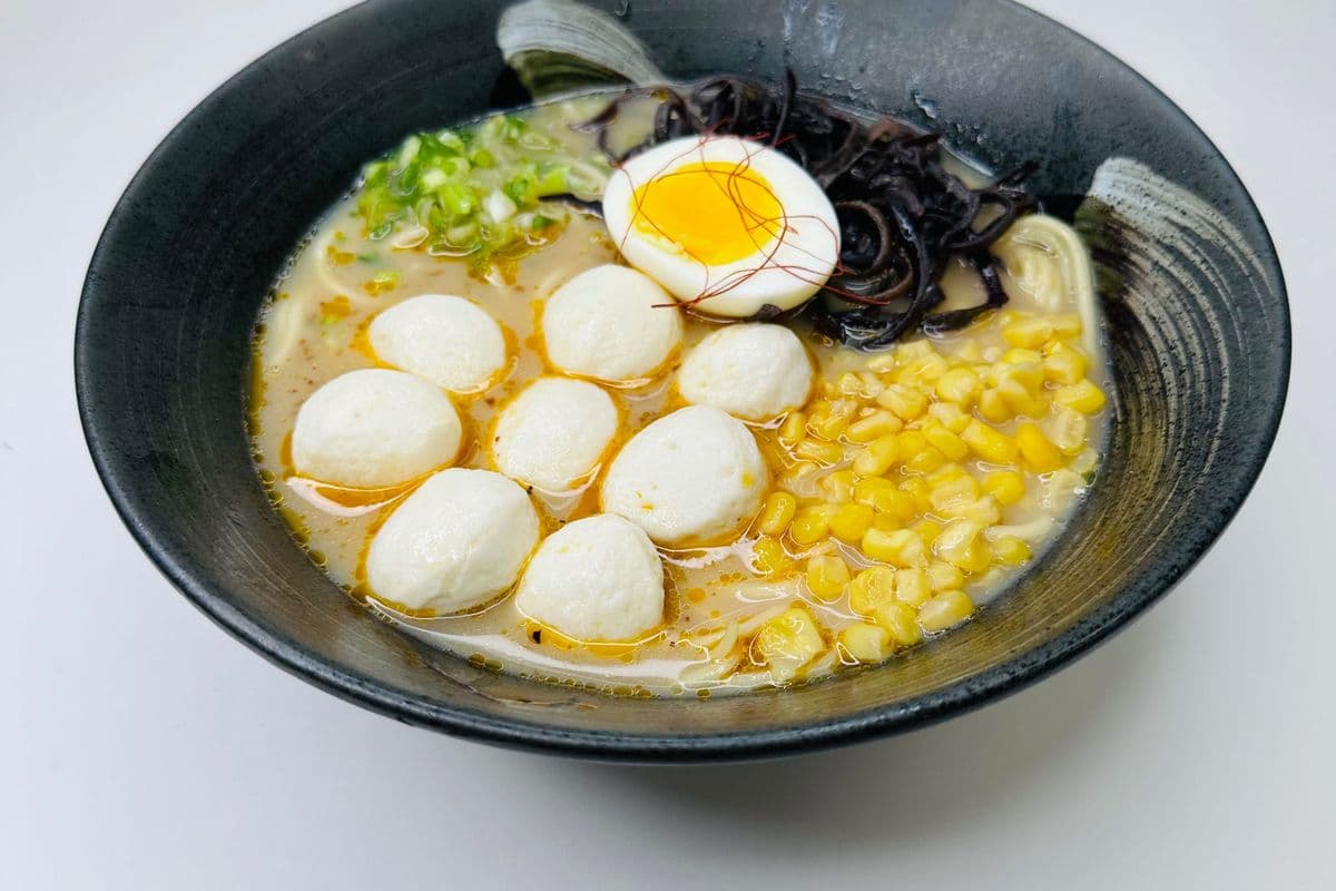 C6. Fish Ball Ramen